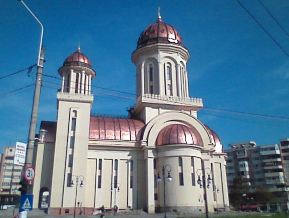 Studio Cathedral Brăila Dış mekan fotoğraf